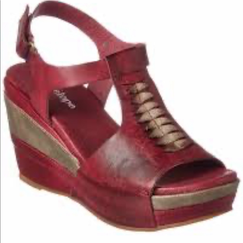 36 Antelope Bordeaux wedge sandal. Like new